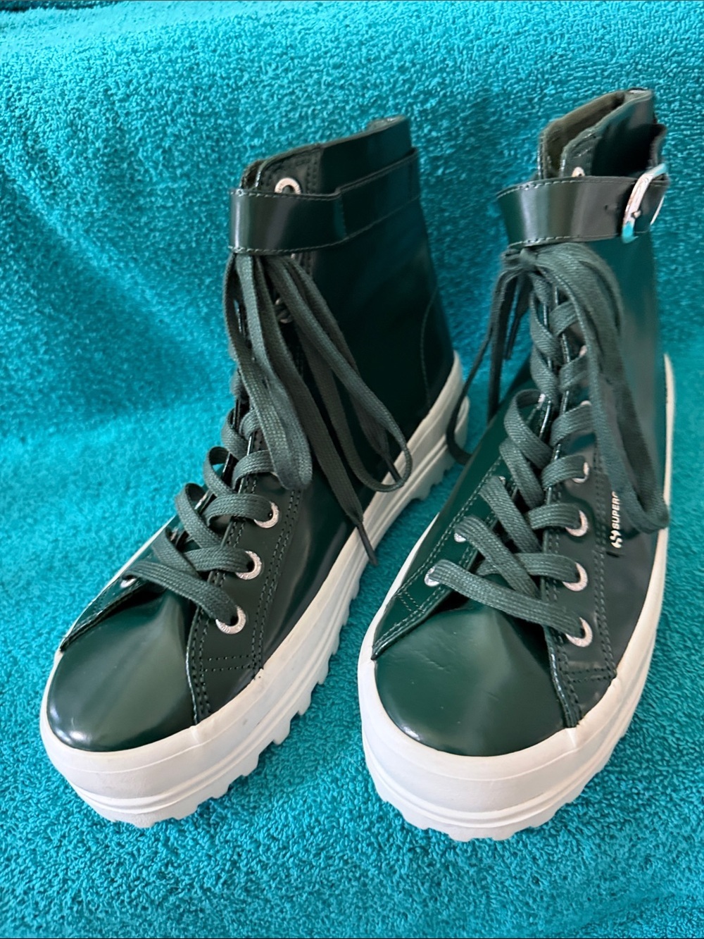 Women's High-Top Lace-Up Boots in Deep Green